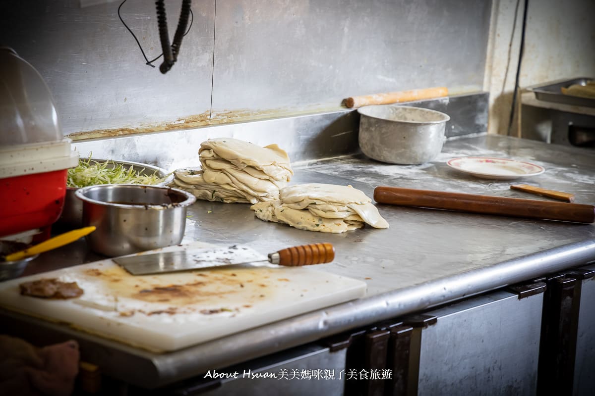 金門美食 金許園早餐店-金城店 推薦必吃美食-多汁的豬肉餡餅 鮮嫩韭菜盒 真材實料的牛肉餡餅 @About Hsuan美美媽咪親子美食旅遊