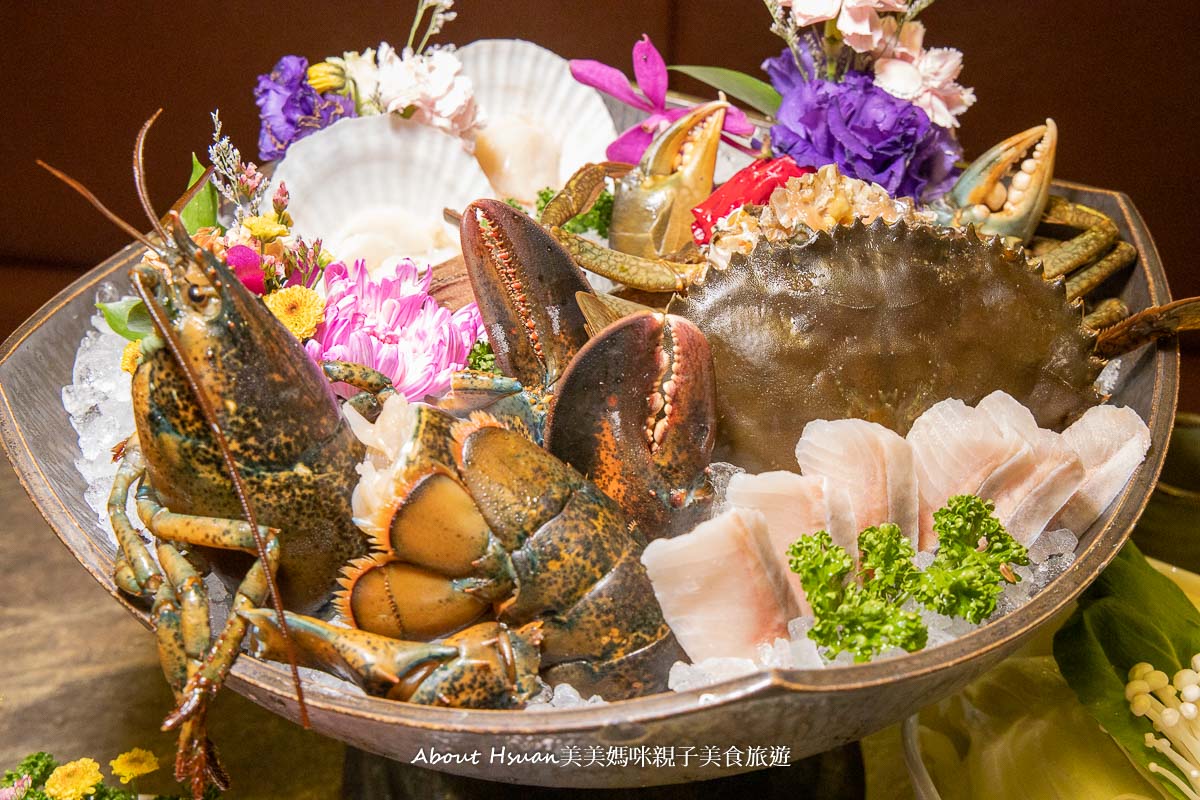 林口火鍋 養心殿御膳精緻鍋物林口店 愛吃海鮮愛吃肉一定不能錯過的林口美食 滿滿蟹膏、龍蝦膏 吃飽吃好吃得超過癮 @About Hsuan美美媽咪親子美食旅遊