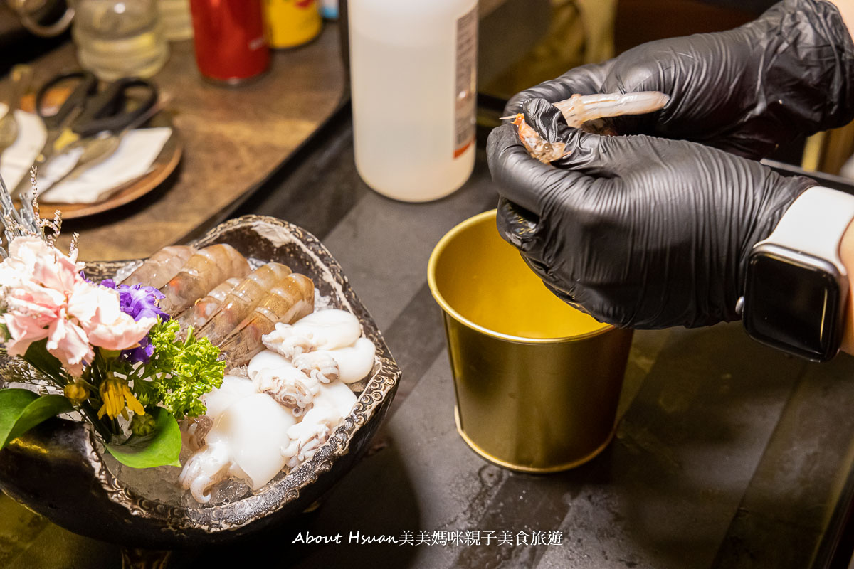 林口火鍋 養心殿御膳精緻鍋物林口店 愛吃海鮮愛吃肉一定不能錯過的林口美食 滿滿蟹膏、龍蝦膏 吃飽吃好吃得超過癮 @About Hsuan美美媽咪親子美食旅遊