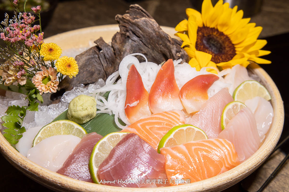 林口火鍋 養心殿御膳精緻鍋物林口店 愛吃海鮮愛吃肉一定不能錯過的林口美食 滿滿蟹膏、龍蝦膏 吃飽吃好吃得超過癮 @About Hsuan美美媽咪親子美食旅遊