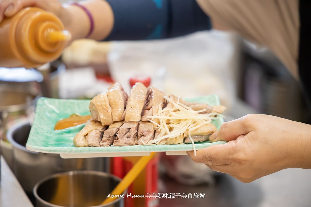 藝文特區美食 鴨肉榮藝文店 桃園最文青的鴨肉店 就像咖啡廳一樣時尚 藝文特區宵夜好選擇 @About Hsuan美美媽咪親子美食旅遊