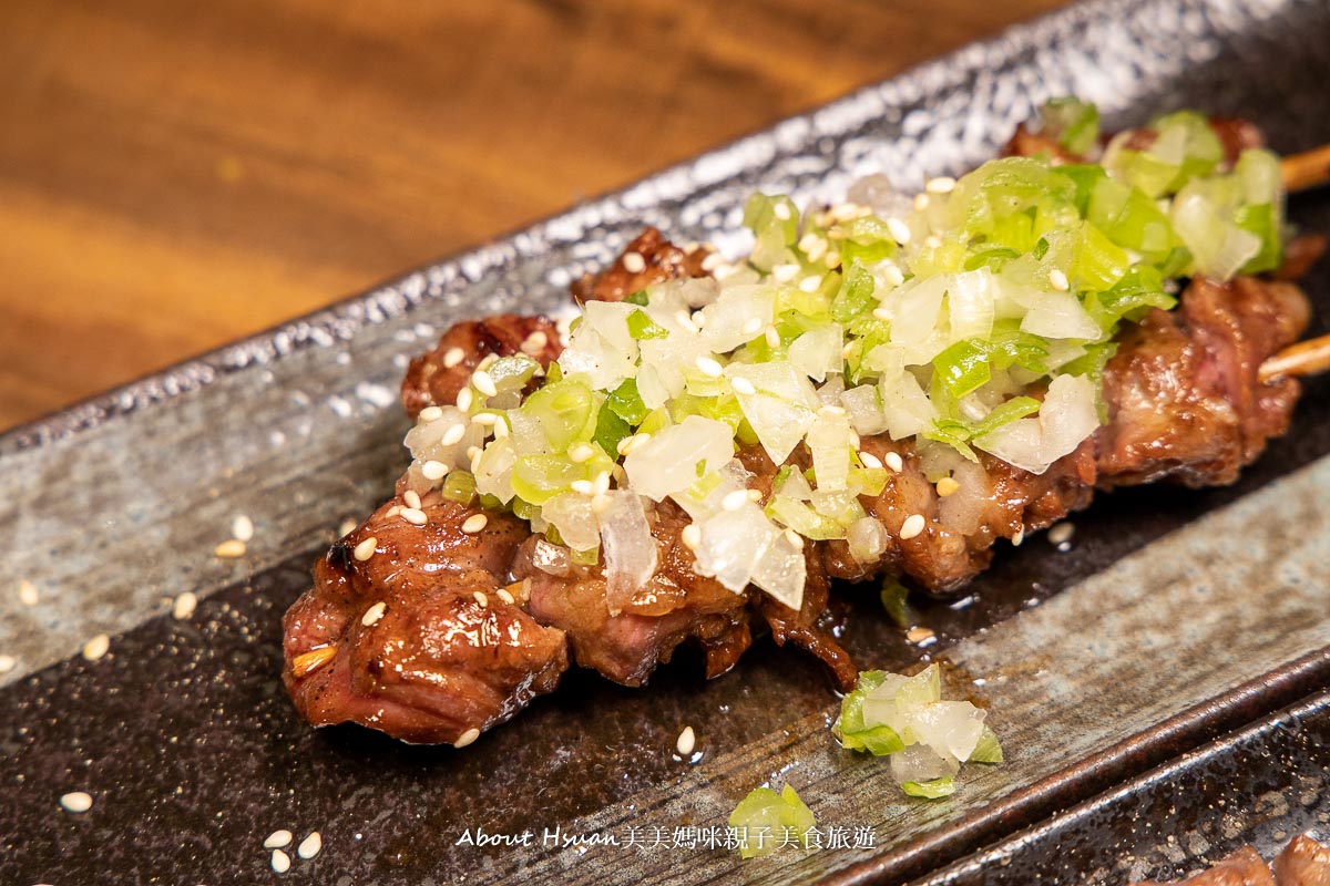 串岐日式居酒屋江翠店 板橋巷弄內的居酒屋 氣氛好串燒料理好吃 鄰近捷運江子翠站交通便利 營業到凌晨2:00的江子翠宵夜 @About Hsuan美美媽咪親子美食旅遊