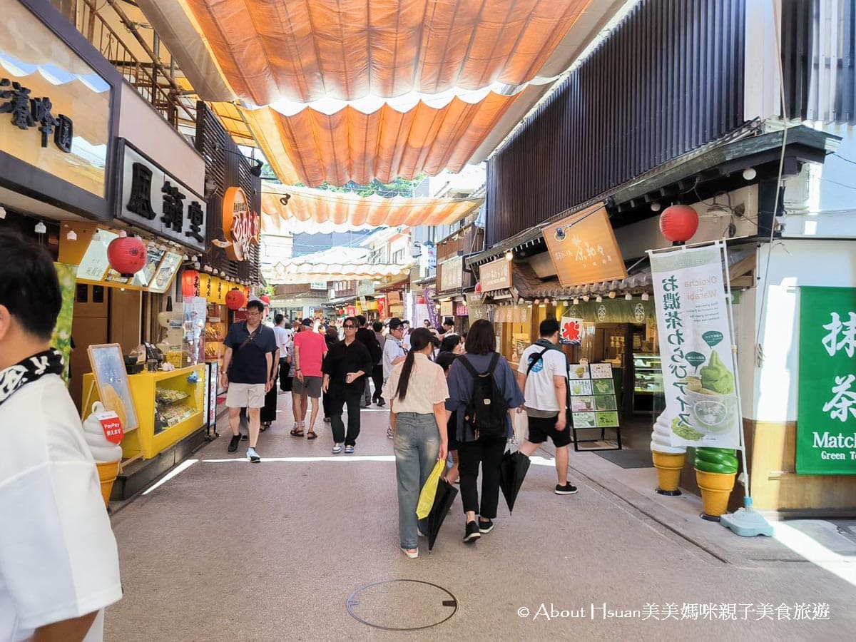 廣島自由行 廣島景點推薦 嚴島神社 擁有1400年歷史 需要搭船抵達的海上鳥居神社 必買獨家特有的鳥居造型冰淇淋 @About Hsuan美美媽咪親子美食旅遊