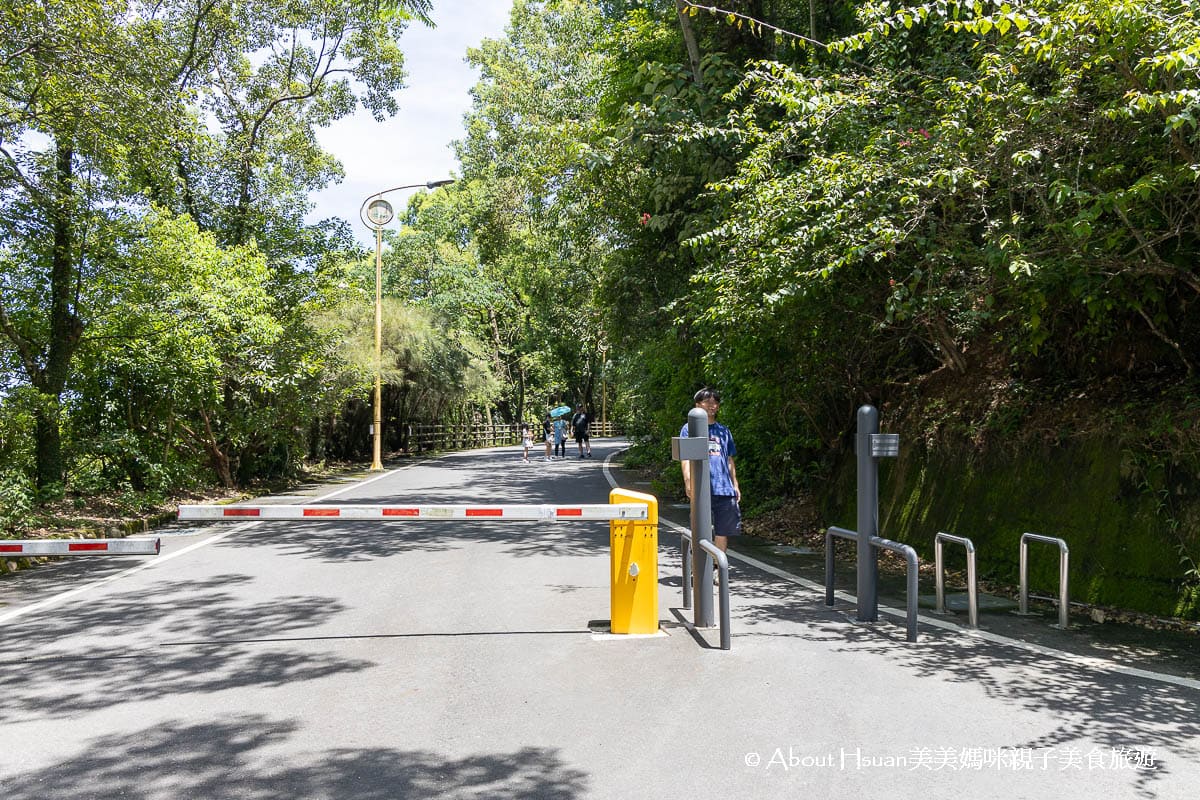 南投埔里 台灣地理中心碑 一個充滿蝴蝶與自然生態的埔里景點 還有洗手間提供親子來很適合 @About Hsuan美美媽咪親子美食旅遊