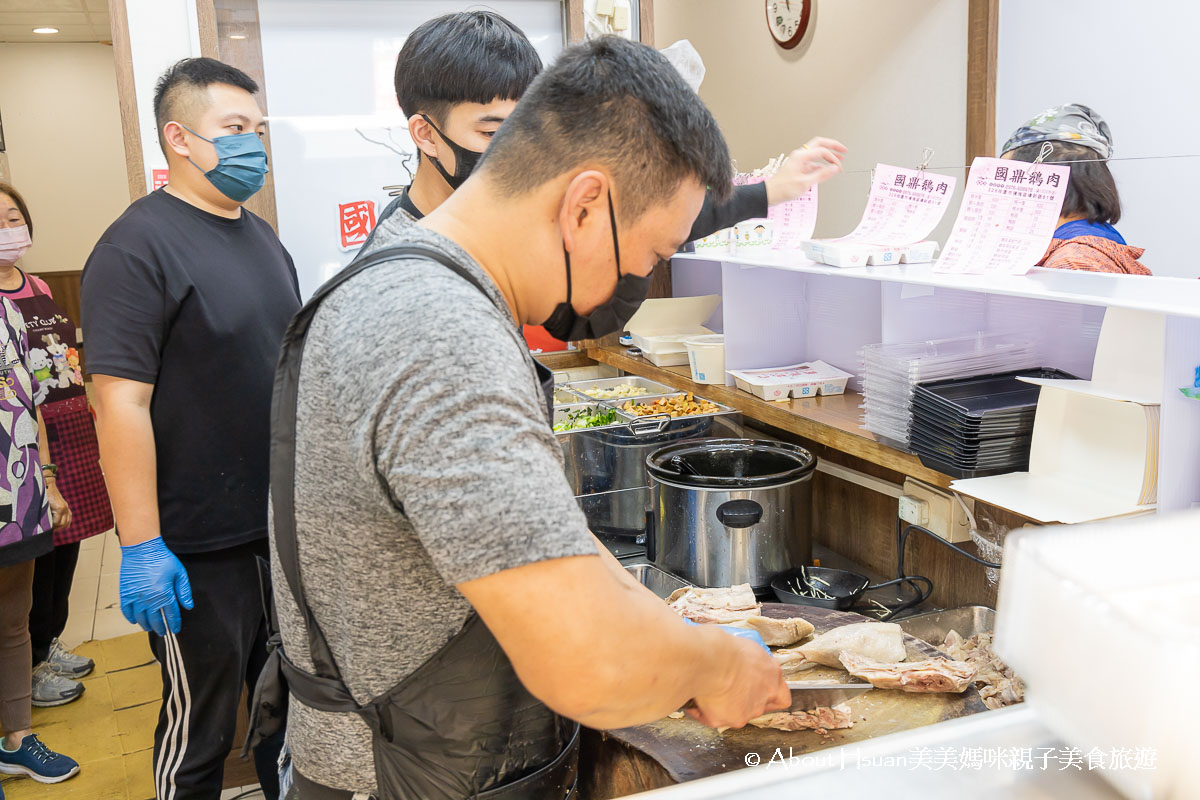 國鼎鵝肉飯楊梅店 中壢知名的鵝肉飯來展店了! 楊梅店全新開幕 僅提供外帶 鄰近楊梅火車站的楊梅車站美食 @About Hsuan美美媽咪親子美食旅遊