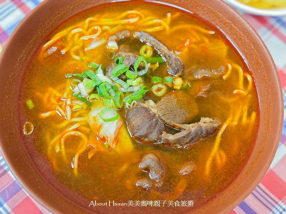 青埔美食 元生牛肉麵館青埔店 吃麵還送無限吃豆花也太好康 還有各式優質滷味給你挑選 @About Hsuan美美媽咪親子美食旅遊