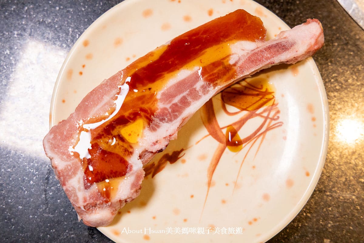 中壢胖肚肚燒肉 全台最高CP值燒肉之一 平日一個人最低只要$499就可以享有自助吧、牛豬雞肉與海鮮吃到飽 @About Hsuan美美媽咪親子美食旅遊