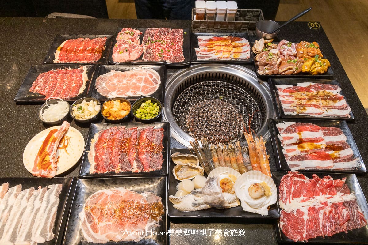 中壢胖肚肚燒肉 全台最高CP值燒肉之一 平日一個人最低只要$499就可以享有自助吧、牛豬雞肉與海鮮吃到飽 @About Hsuan美美媽咪親子美食旅遊