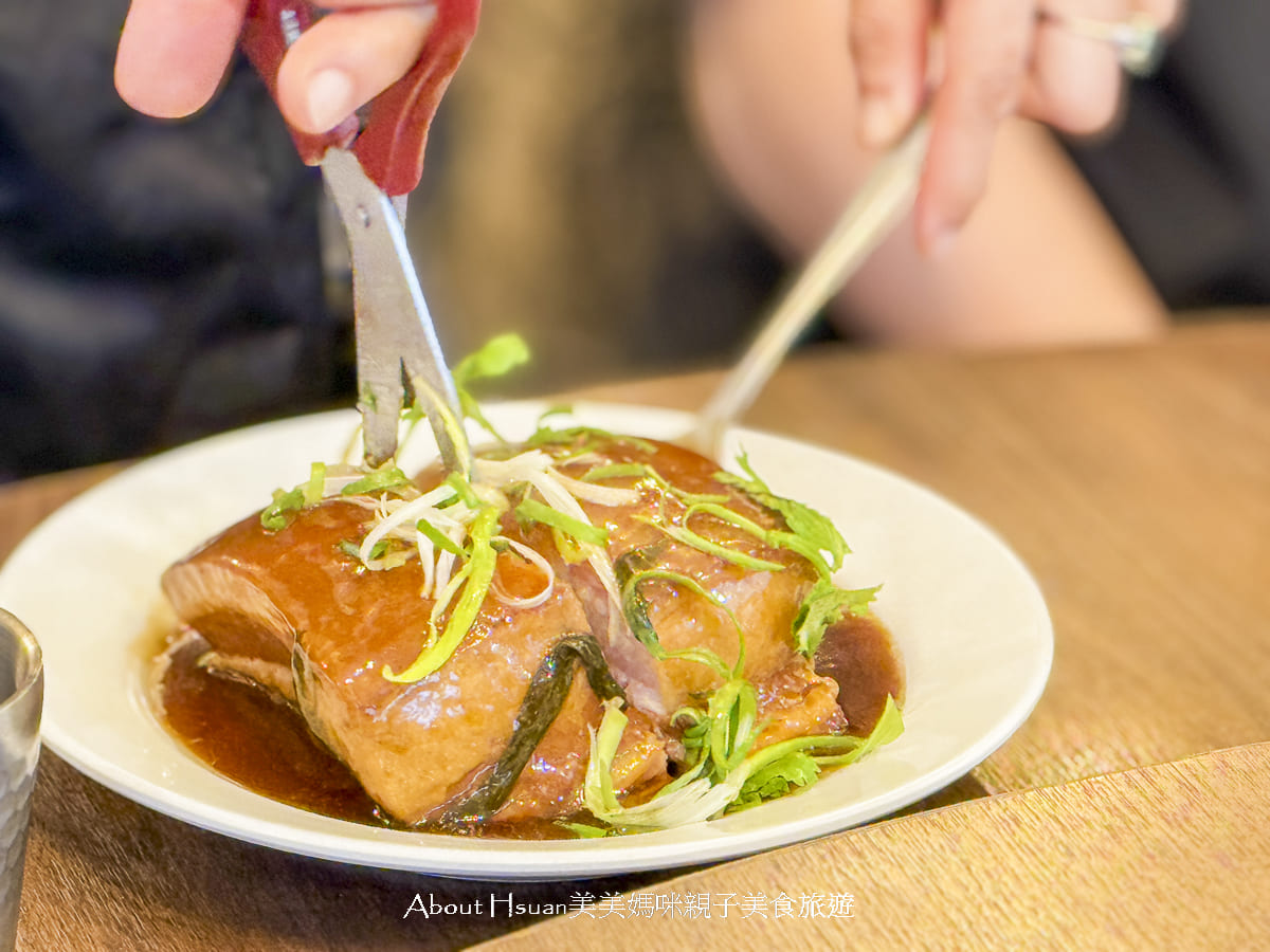 新店中式料理聚餐推薦 山東小館 小碧潭捷運站美食  1977年至今的老字號新店超人氣中式料理 @About Hsuan美美媽咪親子美食旅遊