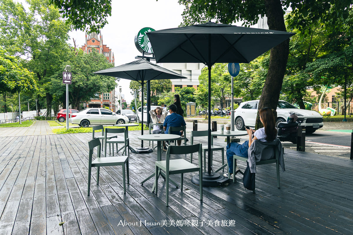 大溪景點 星巴克大溪公園門市 被譽為全台最日風的星巴克 木造日式老屋 超級療癒系窗景公園第一排 @About Hsuan美美媽咪親子美食旅遊