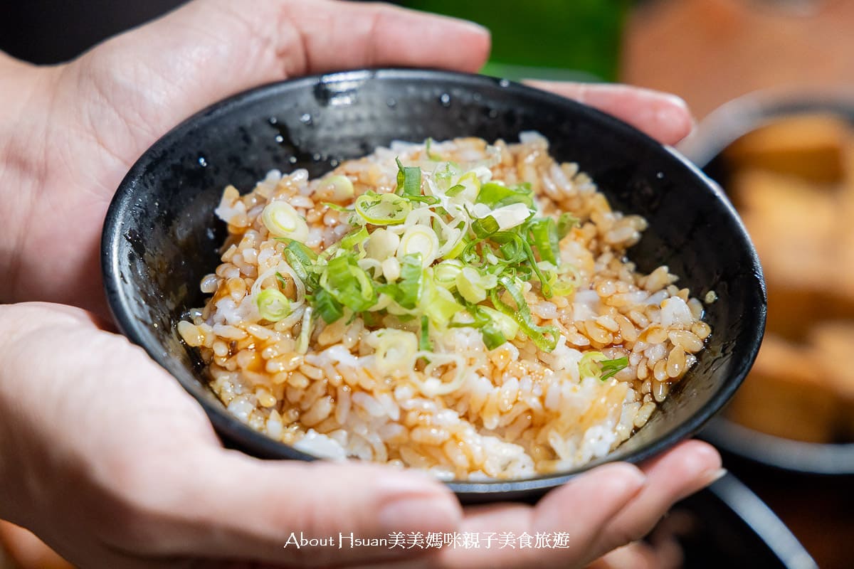 雞老闆桶仔雞景美店 景美聚餐慶生吃宵夜的新選擇 交通便利 景美捷運站2號出口走路2分鐘即抵達 @About Hsuan美美媽咪親子美食旅遊