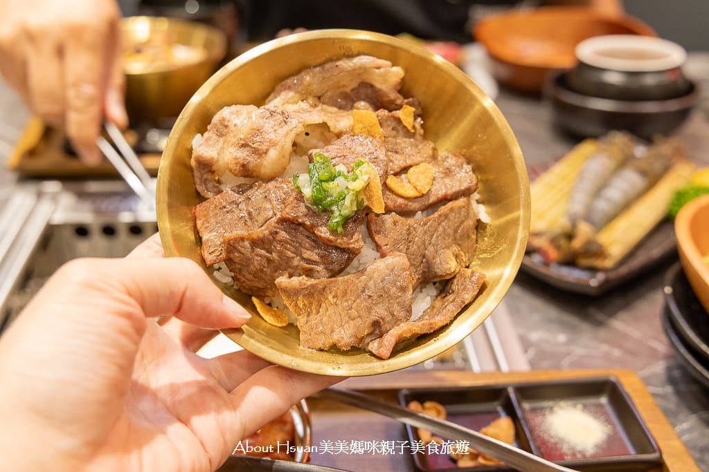 中壢SOGO美食 IKIGAI燒肉中壢SOGO店  全家國際餐飲旗下的個人定食型燒肉套餐 聚餐、一個人吃燒肉都好吃 @About Hsuan美美媽咪親子美食旅遊