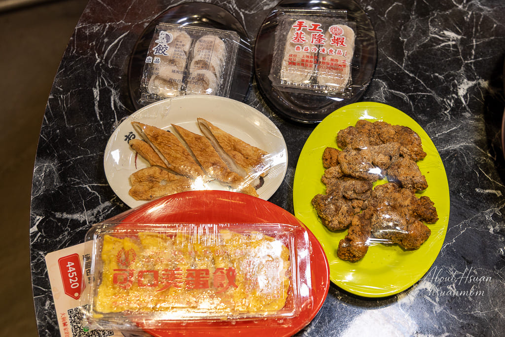 金山大碗石頭火鍋 2025全新上市的爆炒鮮活螃蟹鍋 金山老街美食新選擇 爆炒一整隻大沙公的石頭火鍋吃過沒? @About Hsuan美美媽咪親子美食旅遊
