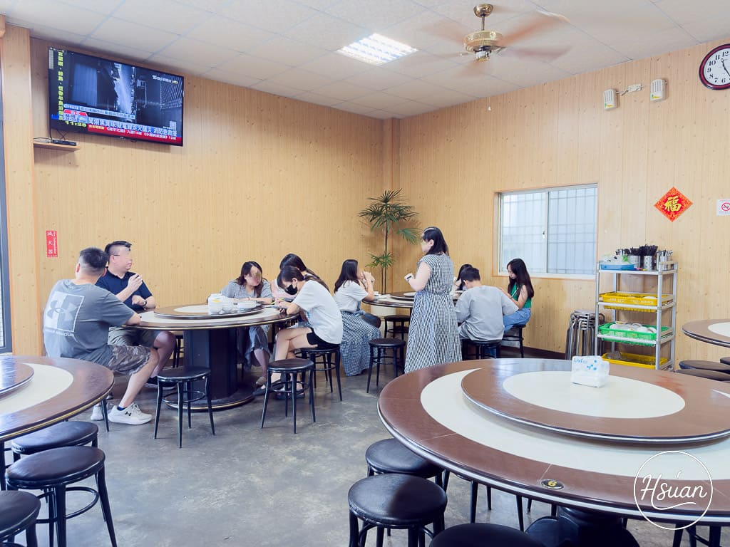 台中石岡美食 石岡担担麵 有鵝肉有豬腳還有免費停車場 一桌超過10道菜只要2千出頭 菜色份量多到吃不完 @About Hsuan美美媽咪親子美食旅遊