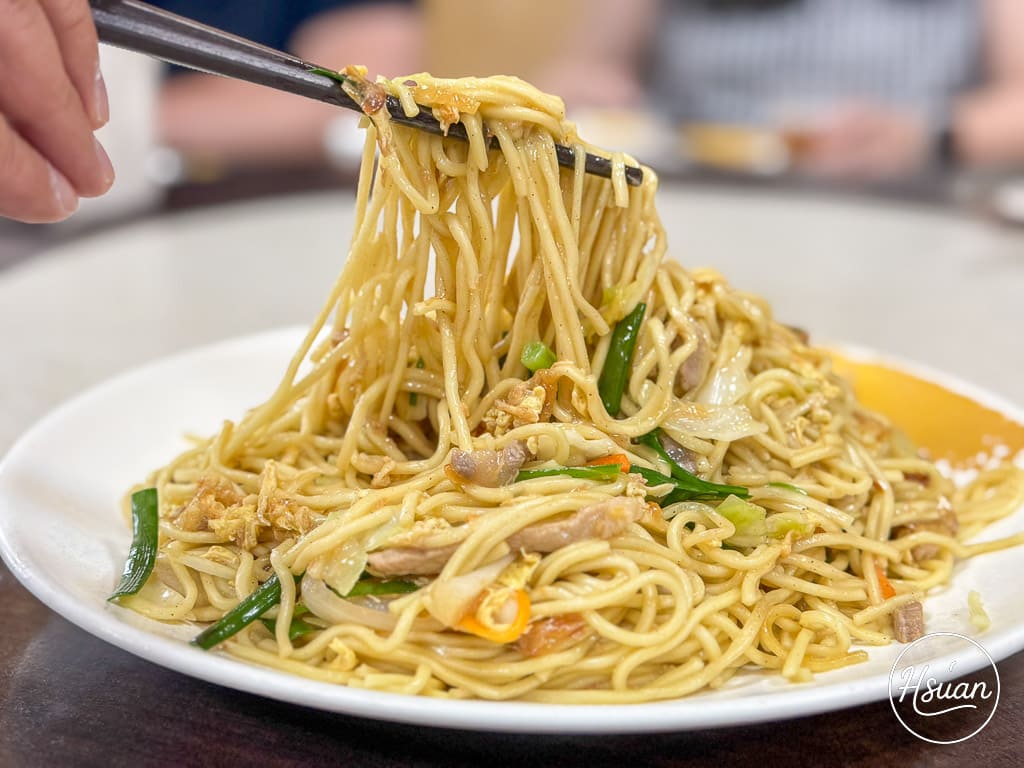 台中石岡美食 石岡担担麵 有鵝肉有豬腳還有免費停車場 一桌超過10道菜只要2千出頭 菜色份量多到吃不完 @About Hsuan美美媽咪親子美食旅遊