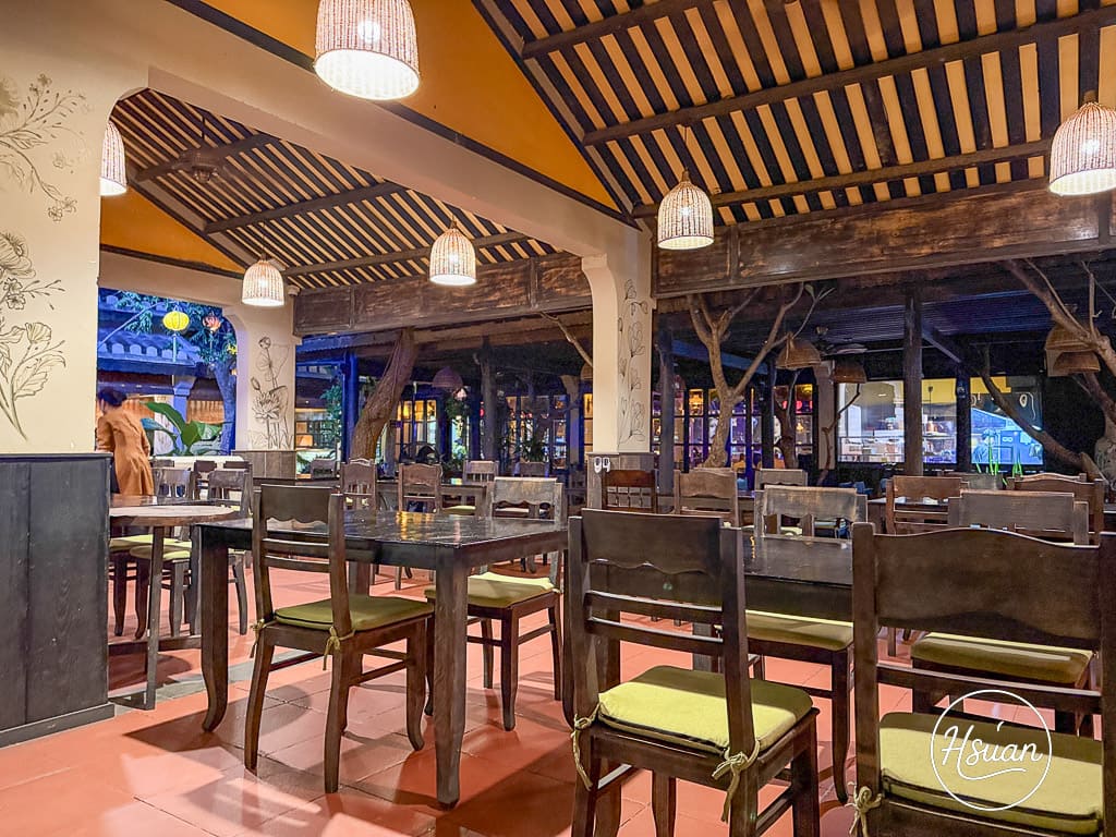 峴港必吃美食｜Ngon Thi Hoa Restaurant 古色古香越式庭園，現場音樂、高CP值，親子情侶峴港之旅必訪！ @About Hsuan美美媽咪親子美食旅遊