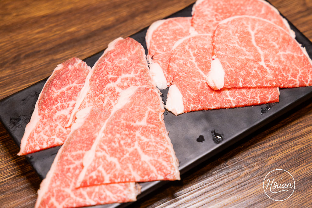 滿堂紅 日式燒肉。麻辣鍋 &#8211; 南崁店｜桃園聚餐必吃！$1199就能爽嗑和牛吃到飽 @About Hsuan美美媽咪親子美食旅遊
