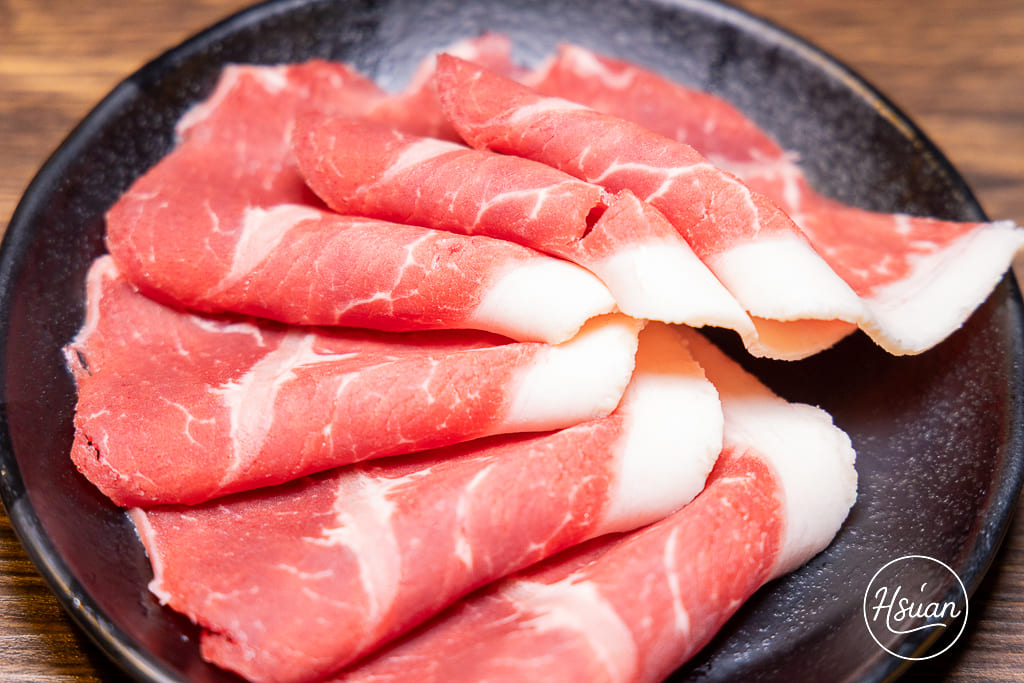 滿堂紅 日式燒肉。麻辣鍋 &#8211; 南崁店｜桃園聚餐必吃！$1199就能爽嗑和牛吃到飽 @About Hsuan美美媽咪親子美食旅遊