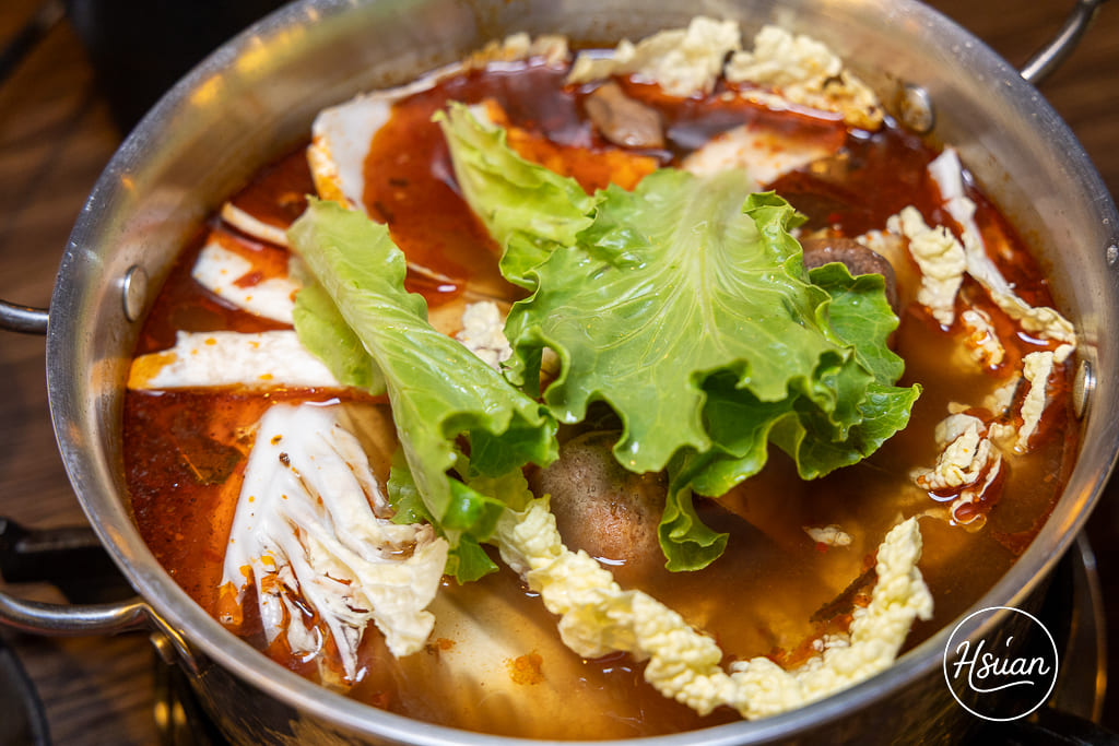 滿堂紅 日式燒肉。麻辣鍋 &#8211; 南崁店｜桃園聚餐必吃！$1199就能爽嗑和牛吃到飽 @About Hsuan美美媽咪親子美食旅遊