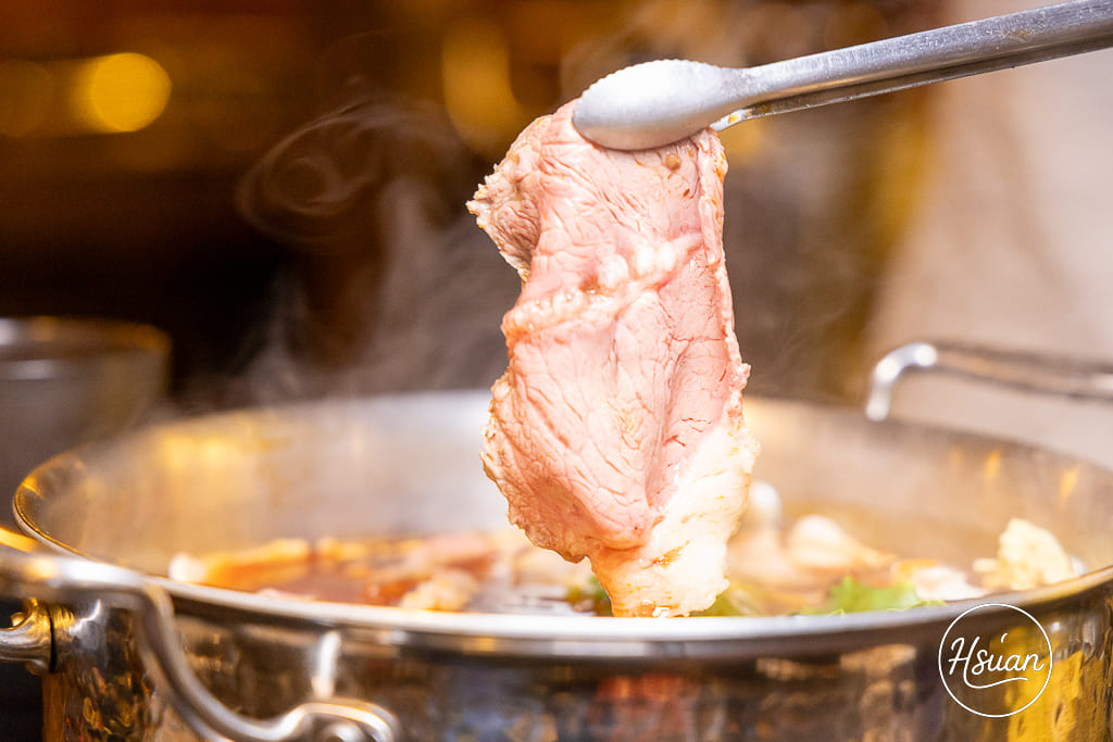 滿堂紅 日式燒肉。麻辣鍋 &#8211; 南崁店｜桃園聚餐必吃！$1199就能爽嗑和牛吃到飽 @About Hsuan美美媽咪親子美食旅遊
