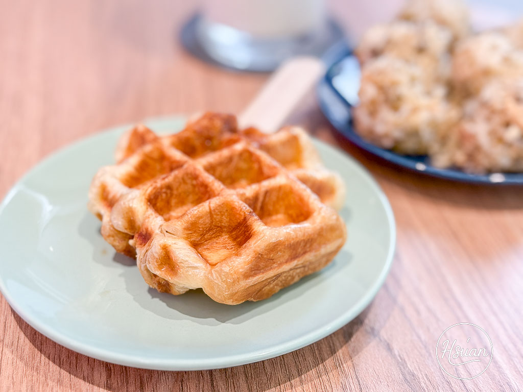 過嶺美食推薦｜Caffe Bene咖啡伴過嶺店中壢平價咖啡、必吃鬆餅、韓國捏飯，有插座是讀書工作首選！ @About Hsuan美美媽咪親子美食旅遊