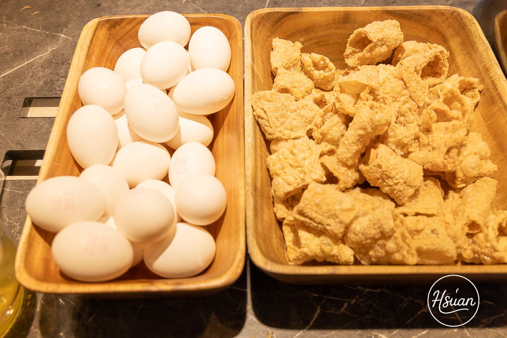 中壢火鍋串燒吃到飽推薦｜呀屋火鍋烤串中壢店，全新開幕大份量肉盤隨你拿！ @About Hsuan美美媽咪親子美食旅遊