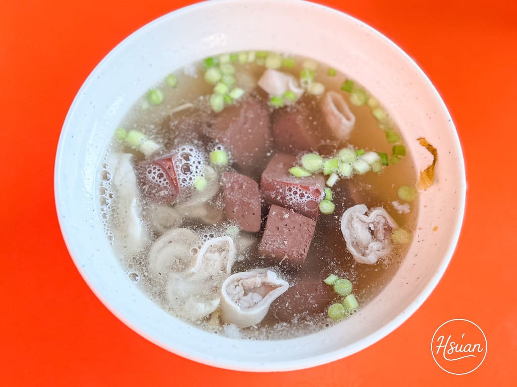 白沙屯拱天宮一日遊懶人包｜台61線景點拜媽祖、吃市集美食、玩沙灘！茉草吊飾、白沙屯泡菜蘿蔔糕、阿滿小吃部推薦 @About Hsuan美美媽咪親子美食旅遊