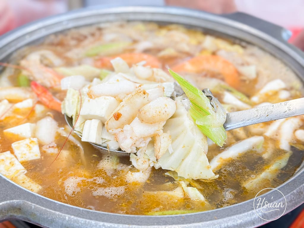 【東港華僑市場美食推薦】平價也能吃到豪華海鮮餐？統冠生魚片32片竟然只要$250? 讓你吃到翻！ @About Hsuan美美媽咪親子美食旅遊