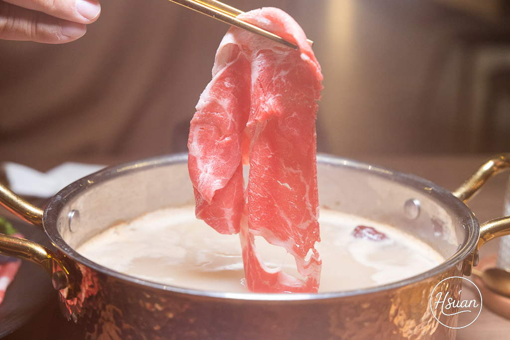 桃園青埔美食|金蒔鍋物青埔旗艦店:歐風餐酒館火鍋推薦,青埔約會聚餐質感首選 @About Hsuan美美媽咪親子美食旅遊 桃園青埔美食|金蒔鍋物青埔旗艦店:歐風餐酒館火鍋推薦,青埔約會聚餐質感首選 @About Hsuan美美媽咪親子美食旅遊