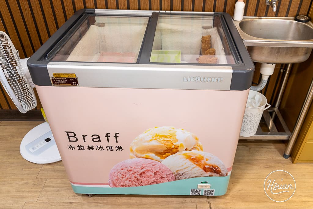 竹北平價小火鍋推薦｜鍋娘娘自選炒料的石頭火鍋 湯頭超鮮！自助吧滷肉飯、王子麵類手搖飲料冰品無限吃到飽 @About Hsuan美美媽咪親子美食旅遊