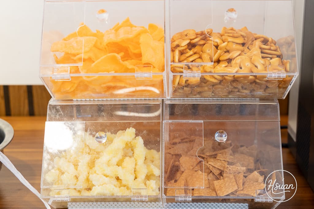 竹北平價小火鍋推薦｜鍋娘娘自選炒料的石頭火鍋 湯頭超鮮！自助吧滷肉飯、王子麵類手搖飲料冰品無限吃到飽 @About Hsuan美美媽咪親子美食旅遊