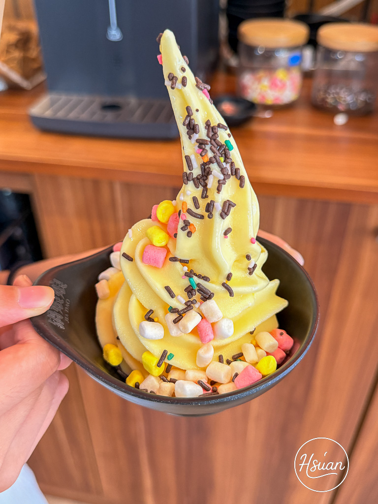 竹北平價小火鍋推薦｜鍋娘娘自選炒料的石頭火鍋 湯頭超鮮！自助吧滷肉飯、王子麵類手搖飲料冰品無限吃到飽 @About Hsuan美美媽咪親子美食旅遊