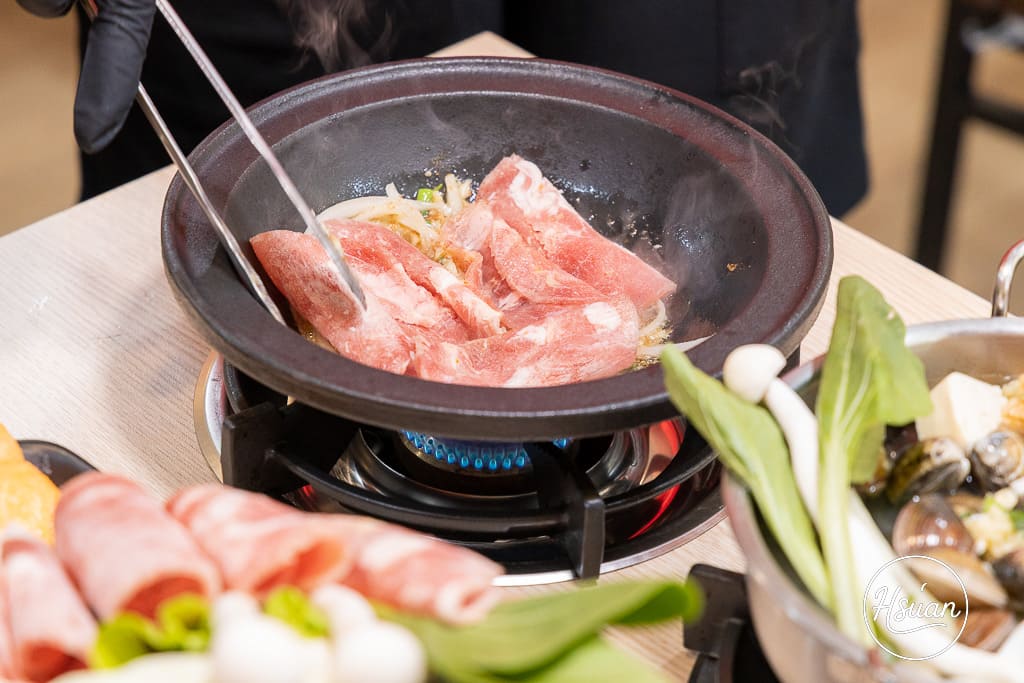 竹北平價小火鍋推薦｜鍋娘娘自選炒料的石頭火鍋 湯頭超鮮！自助吧滷肉飯、王子麵類手搖飲料冰品無限吃到飽 @About Hsuan美美媽咪親子美食旅遊