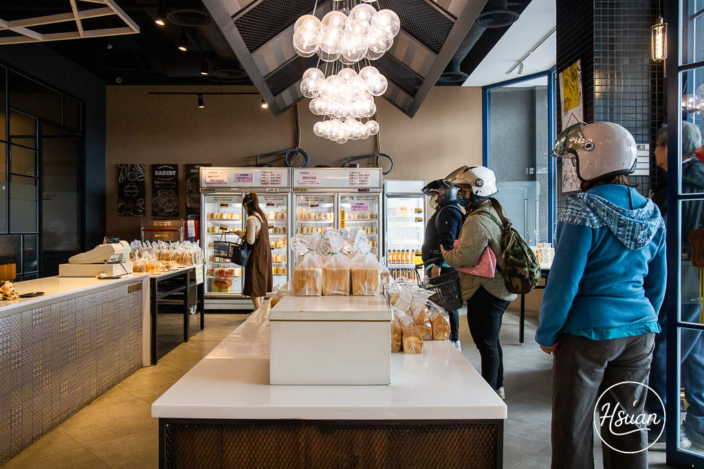 賴董土司｜新北三重超人氣吐司店！每日新鮮出爐的網路超夯花式吐司，真材實料口味多好平價 一吃就愛上的好味道 @About Hsuan美美媽咪親子美食旅遊