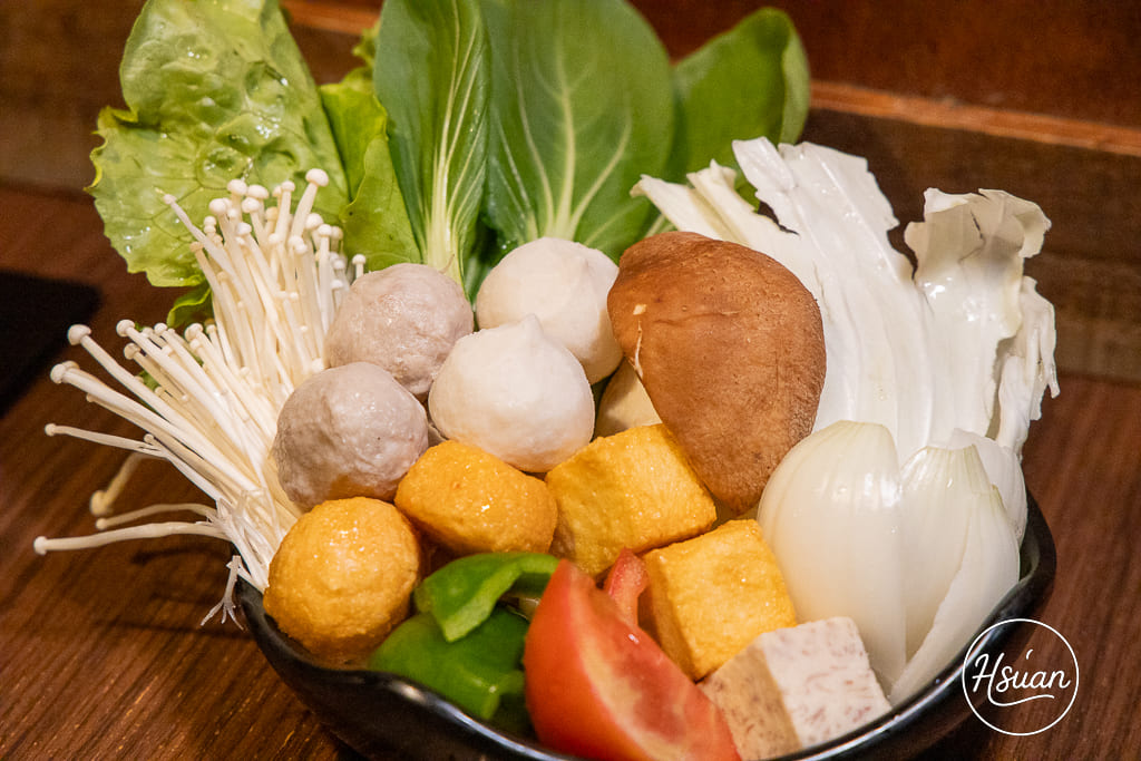 一燒十味昭和園林口店｜林口燒肉吃到飽 聚餐首選的高品質火烤兩吃 竟然還有兒童遊戲室、冰箱酒類飲料喝到飽 @About Hsuan美美媽咪親子美食旅遊