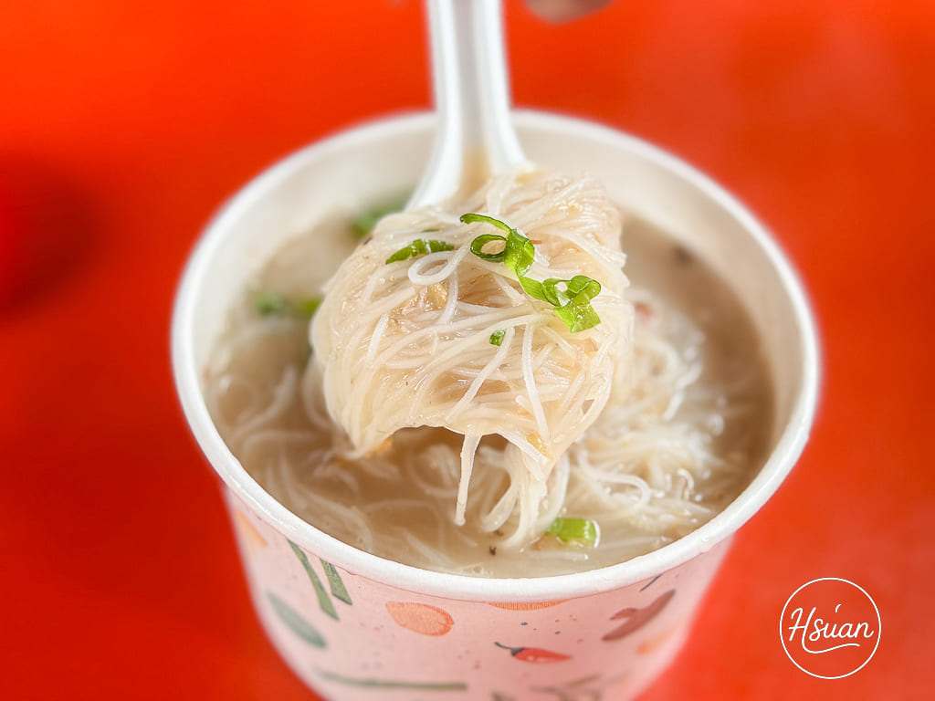 【台中東勢美食】大茅埔臭豆腐 躲在土地公廟裡的隱藏版美味！還有大骨筍湯、濃郁芋頭米粉，在地人必吃的早午餐 @About Hsuan美美媽咪親子美食旅遊