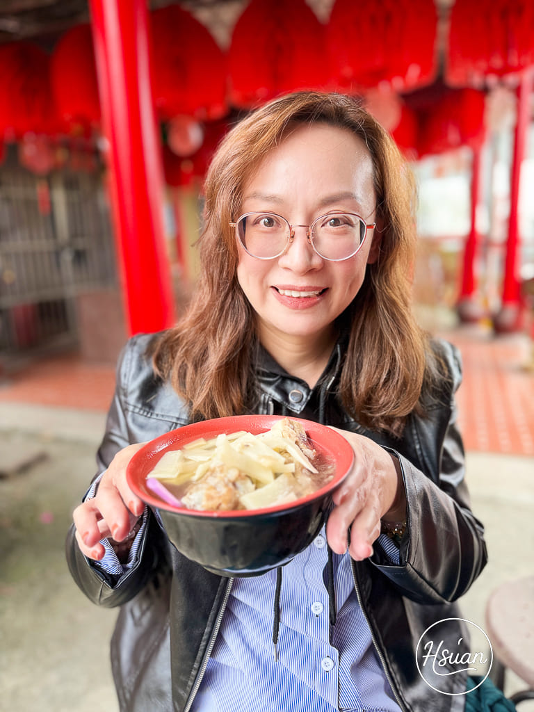 【台中東勢美食】大茅埔臭豆腐 躲在土地公廟裡的隱藏版美味！還有大骨筍湯、濃郁芋頭米粉，在地人必吃的早午餐 @About Hsuan美美媽咪親子美食旅遊
