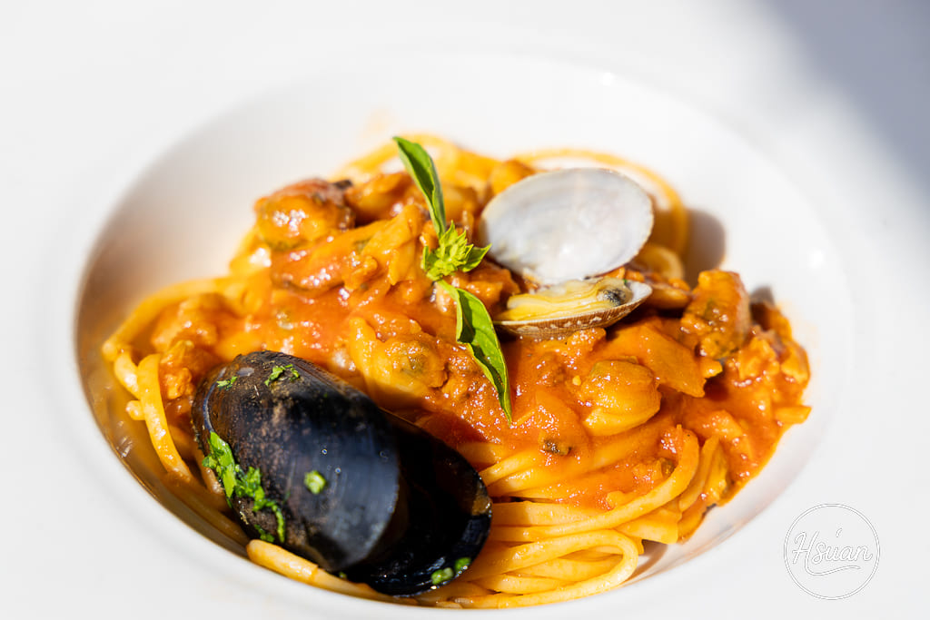 【MSC地中海榮耀號】2026 郵輪深度開箱：從基隆/高雄出發，這座「海上移動城市」到底多好玩？美食、設施、優惠全攻略！ @About Hsuan美美媽咪親子美食旅遊