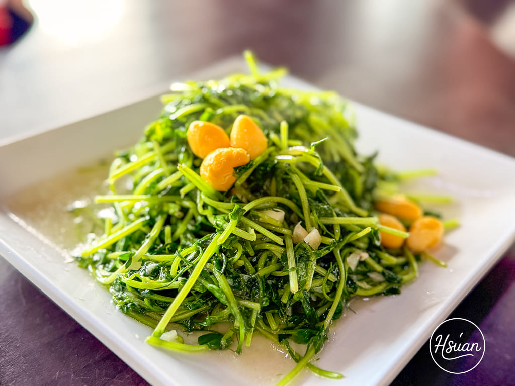 中壢平鎮聚餐首選 台灣番鴨園區金陵店 臉盆薑母鴨霸氣上桌，雞油拌飯、麵線吃到飽，還有大魚池溜滑梯可以玩耍 @About Hsuan美美媽咪親子美食旅遊