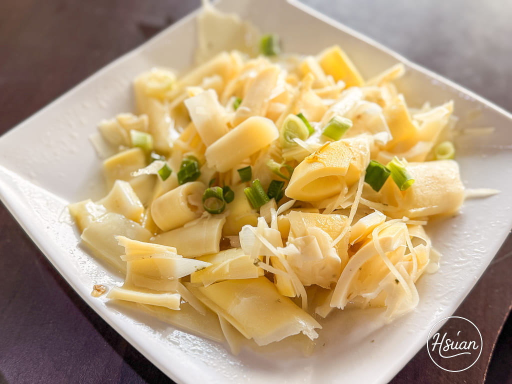 中壢平鎮聚餐首選 台灣番鴨園區金陵店 臉盆薑母鴨霸氣上桌，雞油拌飯、麵線吃到飽，還有大魚池溜滑梯可以玩耍 @About Hsuan美美媽咪親子美食旅遊