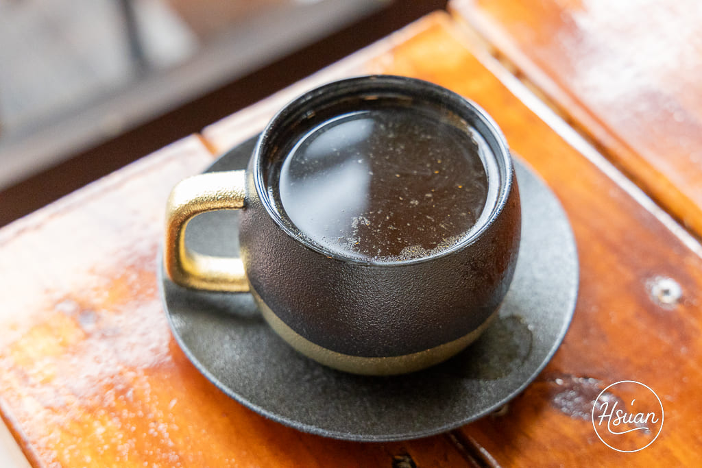 【桃園觀音美食】崙坪好客食堂旗艦店：藏身森林中的日系日式木屋，來軍中廣播站吃道地客家味！ @About Hsuan美美媽咪親子美食旅遊