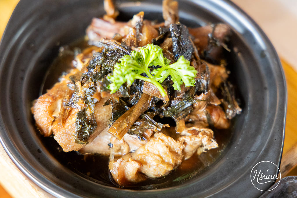 【桃園觀音美食】崙坪好客食堂旗艦店：藏身森林中的日系日式木屋，來軍中廣播站吃道地客家味！ @About Hsuan美美媽咪親子美食旅遊