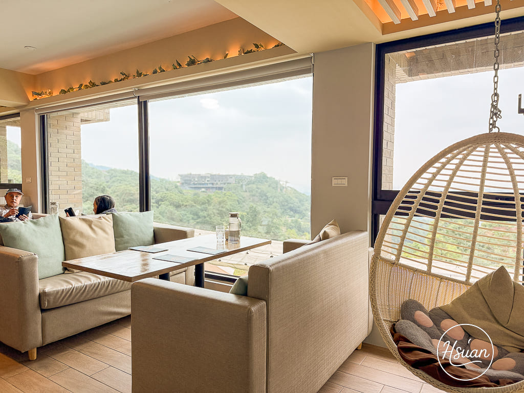【2026 貓空景點推薦】從白天玩到晚上不是問題：目覺北城景觀咖啡廳與24小時邀月茶坊，台北的隱世桃花源 @About Hsuan美美媽咪親子美食旅遊