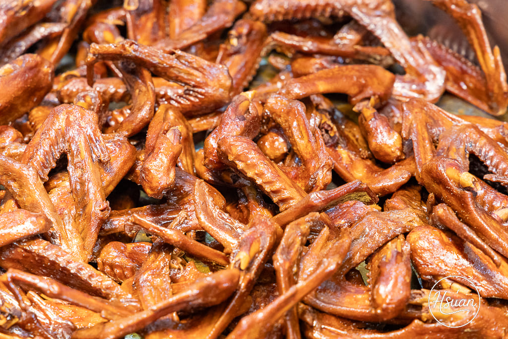 【桃園龜山美食】陸光眷村老滷 排隊也要吃的神級滷味！14隻雞腳$100 超高CP值，揭秘只送不賣的靈魂油潑辣子 @About Hsuan美美媽咪親子美食旅遊