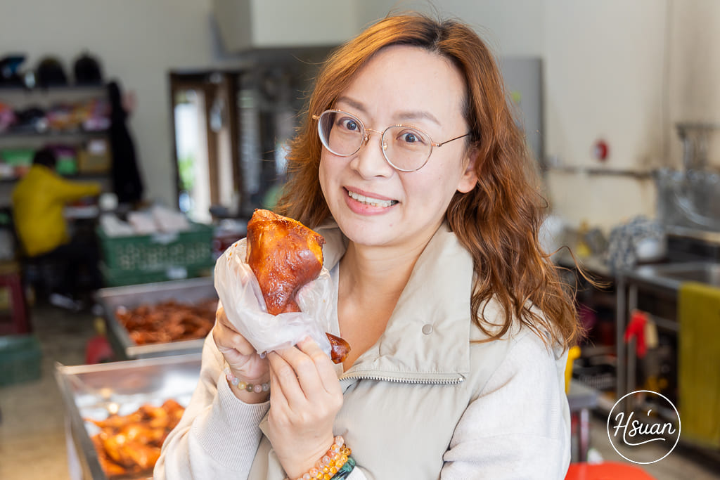 【桃園龜山美食】陸光眷村老滷 排隊也要吃的神級滷味！14隻雞腳$100 超高CP值，揭秘只送不賣的靈魂油潑辣子 @About Hsuan美美媽咪親子美食旅遊