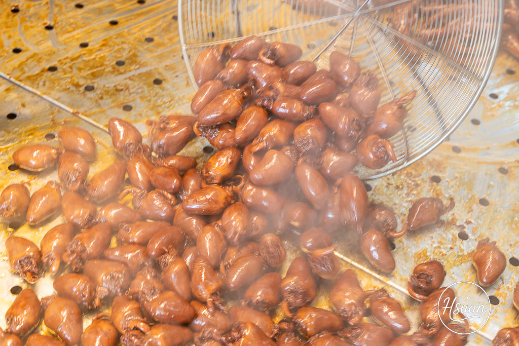 【桃園龜山美食】陸光眷村老滷 排隊也要吃的神級滷味！14隻雞腳$100 超高CP值，揭秘只送不賣的靈魂油潑辣子 @About Hsuan美美媽咪親子美食旅遊