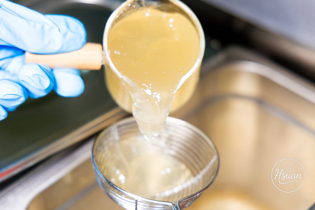 桃園南崁下午茶推薦｜丘森茶室南崁旗艦店：手搖飲也能優雅內用？必喝得獎重乳白玉璽，南崁歐風質感手搖店新指標！ @About Hsuan美美媽咪親子美食旅遊