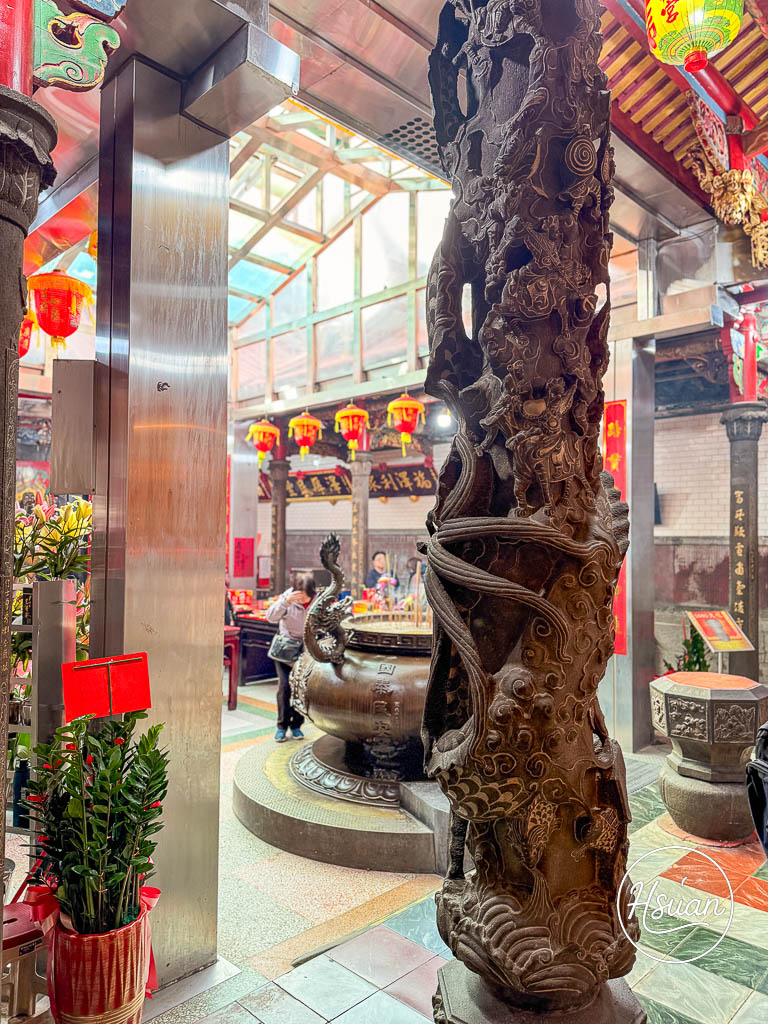 桃園走春-南崁五福宮求財全攻略：領開光錢母、摸天爐、過七星橋，全台最老財神廟就在這！ @About Hsuan美美媽咪親子美食旅遊