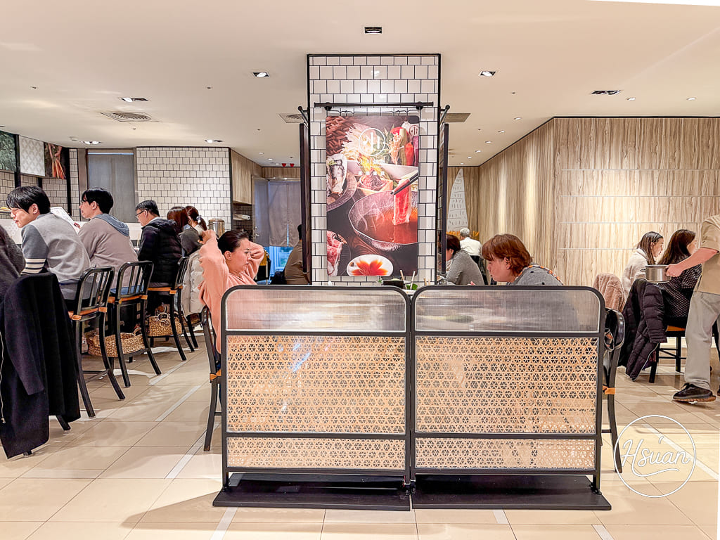 台北信義區火鍋推薦|小川鍋物信義店 藏在 A4 裡的極簡日系靈魂,喝一口日本百年老店傳承黃金湯,被 12 節氣菜盤療癒了! @About Hsuan美美媽咪親子美食旅遊 台北信義區火鍋推薦|小川鍋物信義店 藏在 A4 裡的極簡日系靈魂,喝一口日本百年老店傳承黃金湯,被 12 節氣菜盤療癒了! @About Hsuan美美媽咪親子美食旅遊