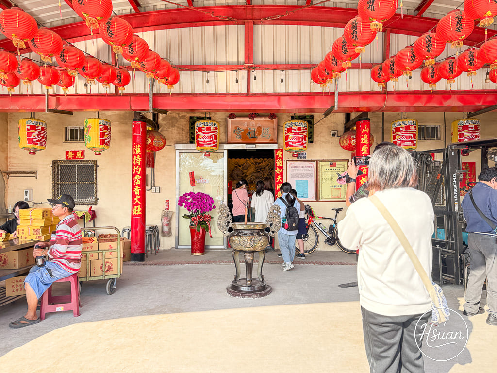 【苗栗後龍】認識最親民的女神-山邊媽祖！除了「粉紅超跑」，你不可不知的百年姊妹情與溫馨傳統 @About Hsuan美美媽咪親子美食旅遊